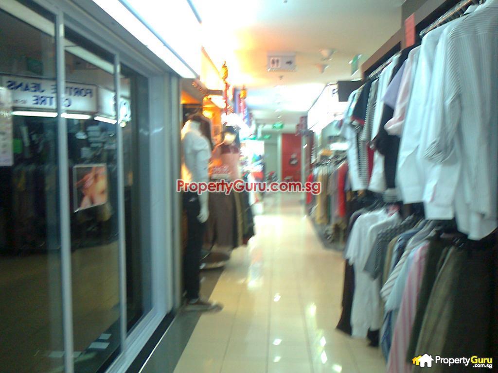 QUEENSWAY SHOPPING CENTRE/QUEENSWAY TOWER (D3), Retail #83102962